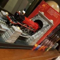 Serre-livres Poudlard Express - Noble Collection - Harry Potter -Les 4 Maisons Boutique 20200204 173508 scaled