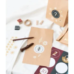 Set De Personnalisation Calendrier De L'avent Harry Potter -Les 4 Maisons Boutique calendrier de lavent harry potter personnalise