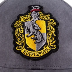 Casquette Unie Blason Poufsouffle -Les 4 Maisons Boutique casquette harry potter poufsouffle