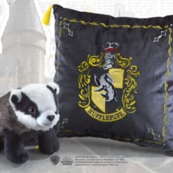 Coussin Poufsouffle Et Peluche - Noble Collection - Harry Potter