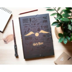 Farde à Rabats & élastique Vif D'Or Harry Potter -Les 4 Maisons Boutique fourniture scolaire harry potter vif dor