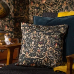 Housse De Coussin 100% Coton Tapisserie Des Black - MinaLima