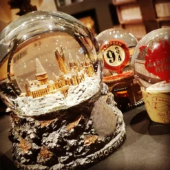 Boule à Neige Poudlard -Les 4 Maisons Boutique img 20191018 165341 789