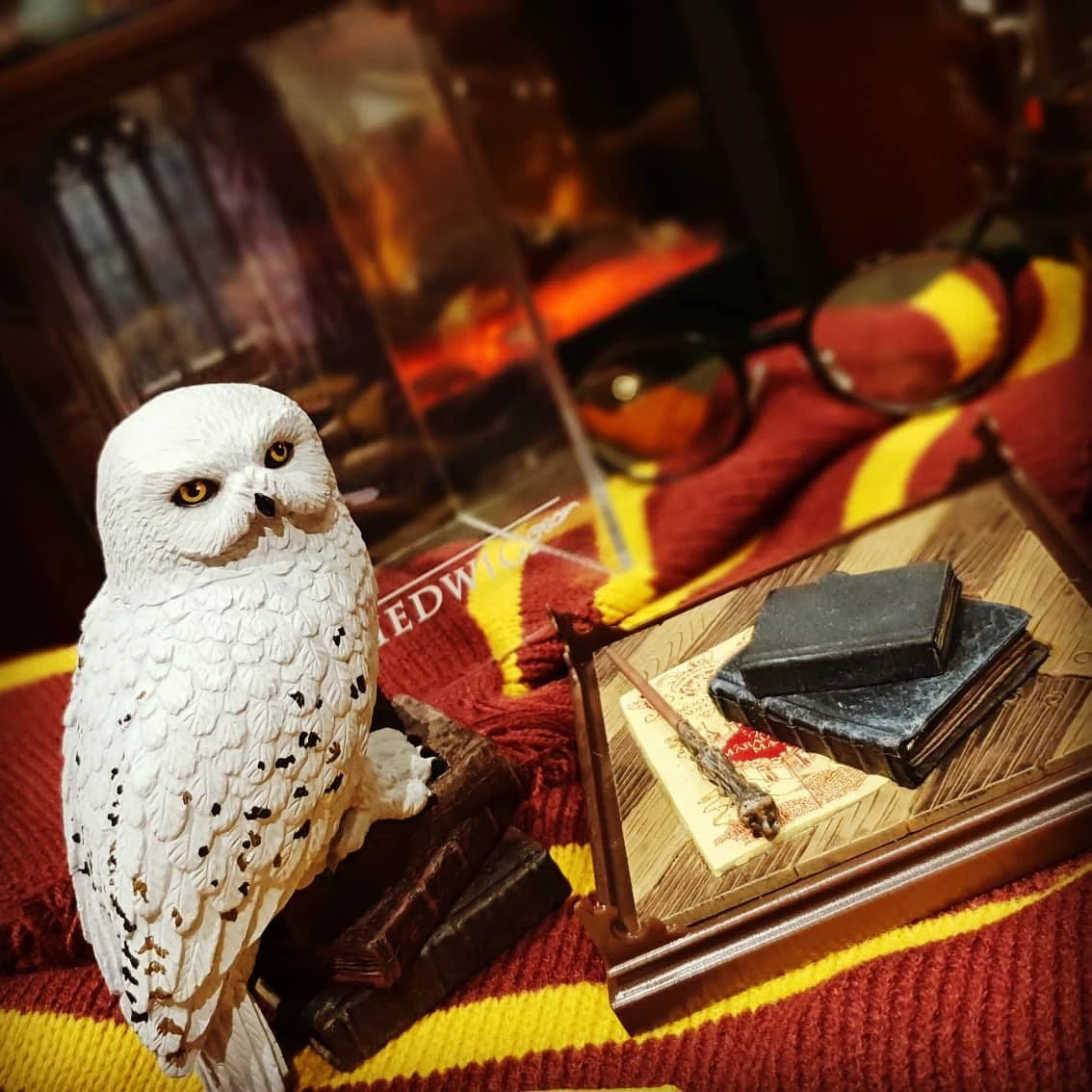 Noble Collection Figurine Hedwige - Créatures Magiques - Harry Potter 4 Noble Collection Figurine Hedwige - Créatures Magiques - Harry Potter – Image 2