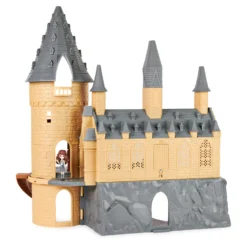 Le Château Magique De Poudlard Magical Minis 18 Le Château Magique De Poudlard Magical Minis -Les 4 Maisons Boutique jouet harry potter chateau poudlard scaled