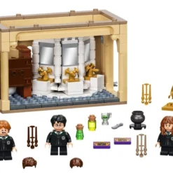 LEGO® Harry Potter™ Poudlard : L’erreur De La Potion Polynectar #76386 19 LEGO® Harry Potter™ Poudlard : L’erreur De La Potion Polynectar #76386 -Les 4 Maisons Boutique lego harry potter erreur potion polynectar
