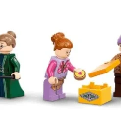 LEGO® Harry Potter™ Visite Du Village De Pré-au-Lard #76388 -Les 4 Maisons Boutique lego harry potter visite village pre au lard honey dukes trois balais 10