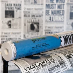 Papier Peint Minalima La Gazette Du Sorcier -Les 4 Maisons Boutique papier peint mina lima gazette du sorcier 02