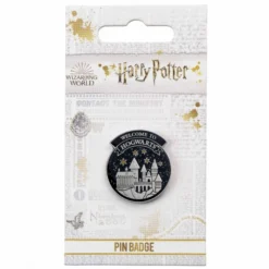 Pin's Château De Poudlard - Harry Potter -Les 4 Maisons Boutique pin badge chateau poudlard harry potter2