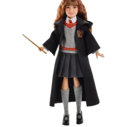 Poupée Articulée De Hermione Granger -Les 4 Maisons Boutique poupee articulee mattel hermione granger